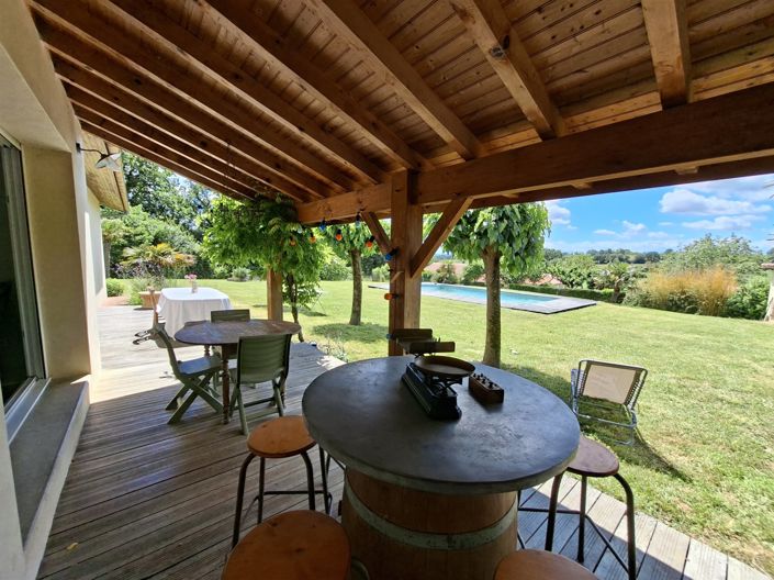 Image No.7-4 Bed House for sale