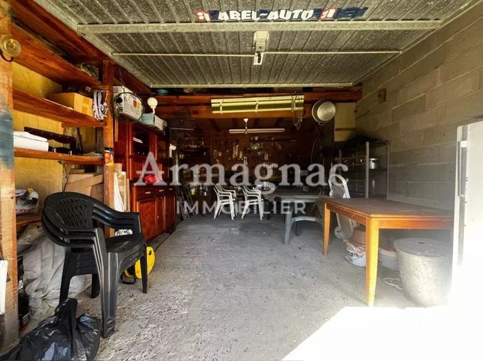 Image No.9-3 Bed House for sale