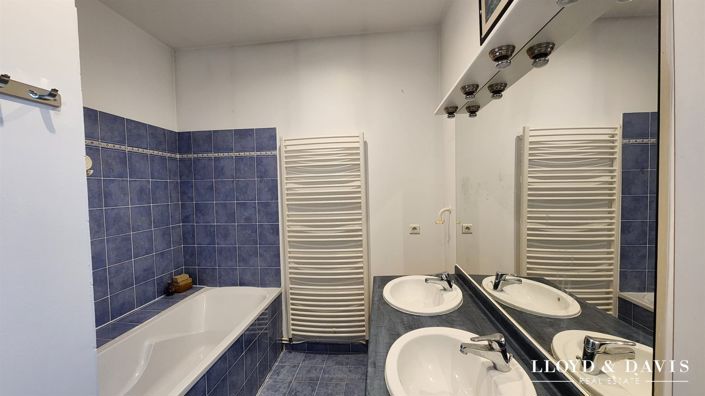 Image No.7-3 Bed Apartment for sale