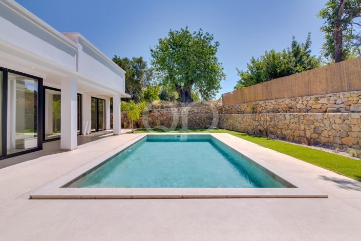 Image No.13-3 Bed House for sale