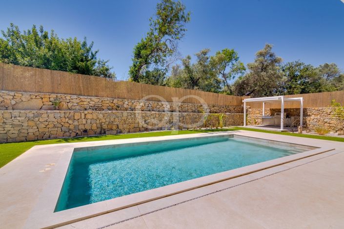Image No.16-3 Bed House for sale