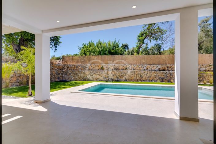 Image No.20-3 Bed House for sale