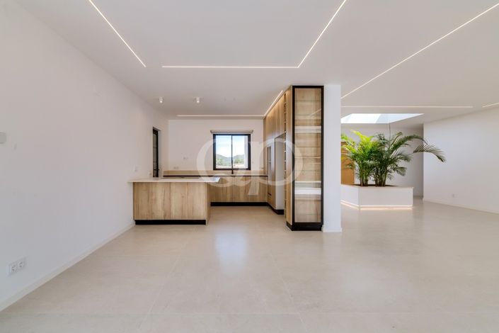 Image No.22-3 Bed House for sale