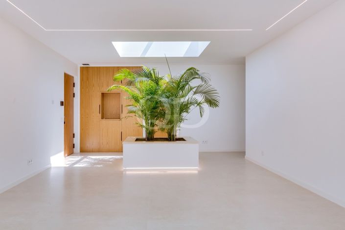 Image No.32-3 Bed House for sale