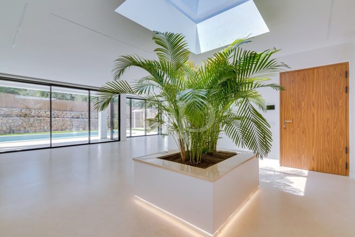 Image No.4-3 Bed House for sale