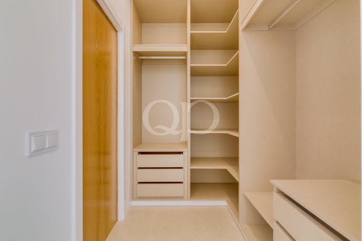 Image No.53-3 Bed House for sale