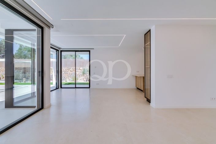 Image No.58-3 Bed House for sale