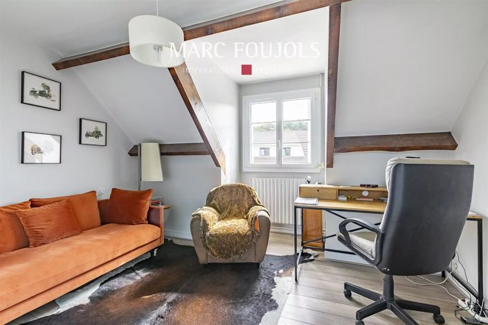 Image No.10-4 Bed House for sale