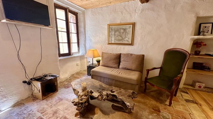 Image No.16-2 Bed Apartment for sale
