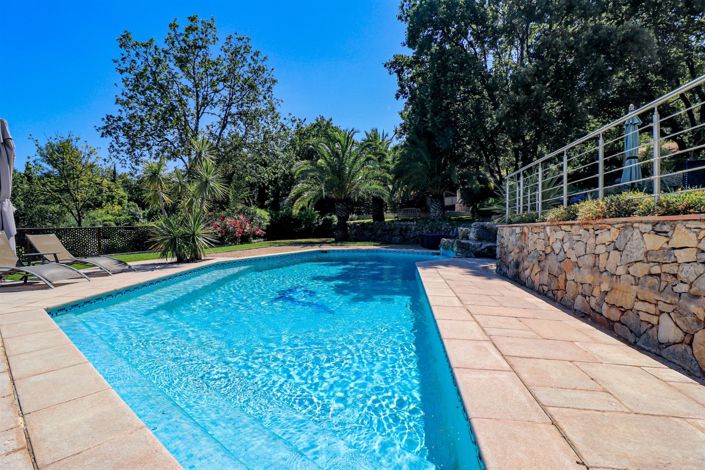 Image No.2-4 Bed House for sale