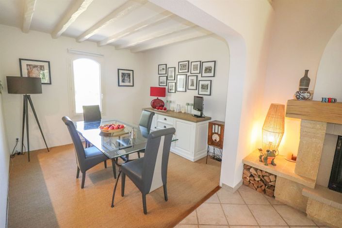 Image No.20-4 Bed House for sale