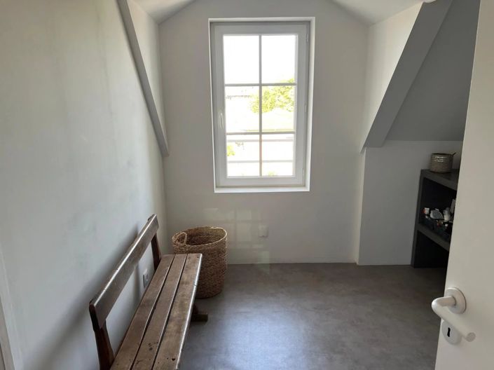 Image No.24-4 Bed House for sale