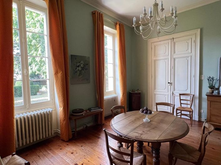 Image No.6-4 Bed House for sale