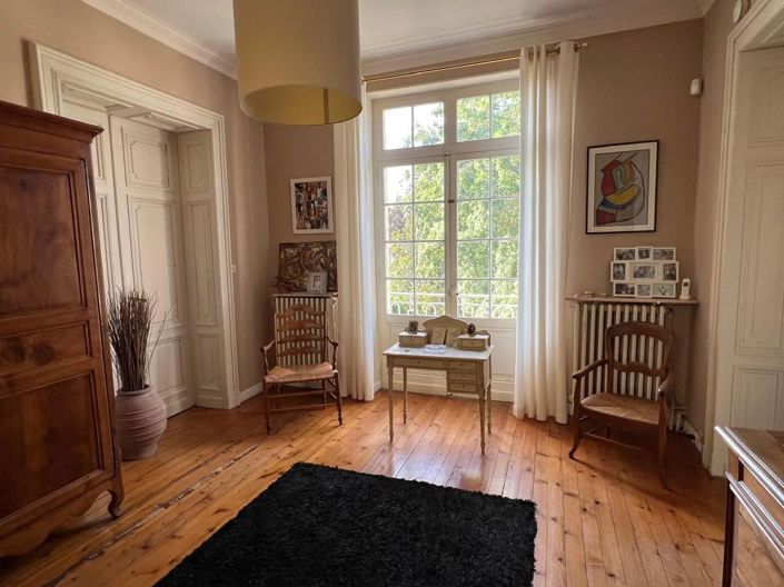 Image No.9-4 Bed House for sale