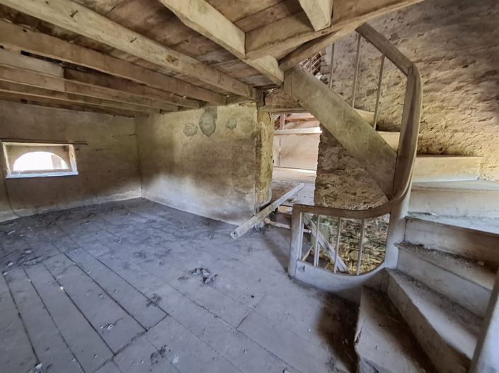 Image No.8-4 Bed House for sale
