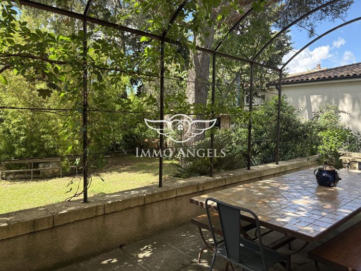Image No.2-3 Bed House for sale