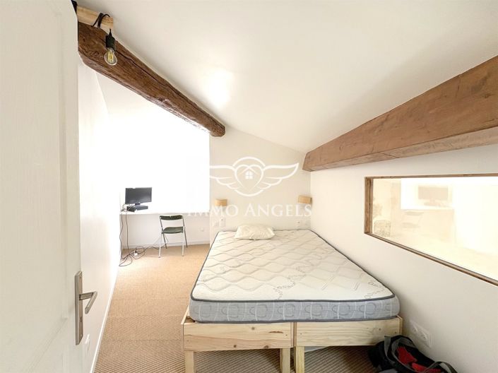 Image No.10-3 Bed House for sale