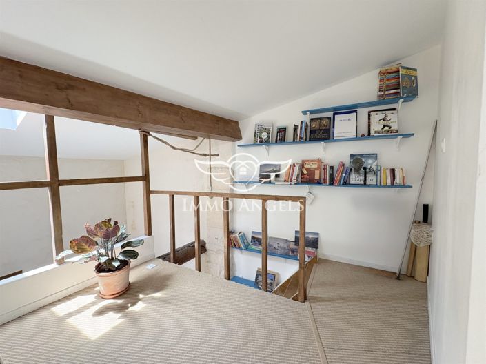 Image No.11-3 Bed House for sale