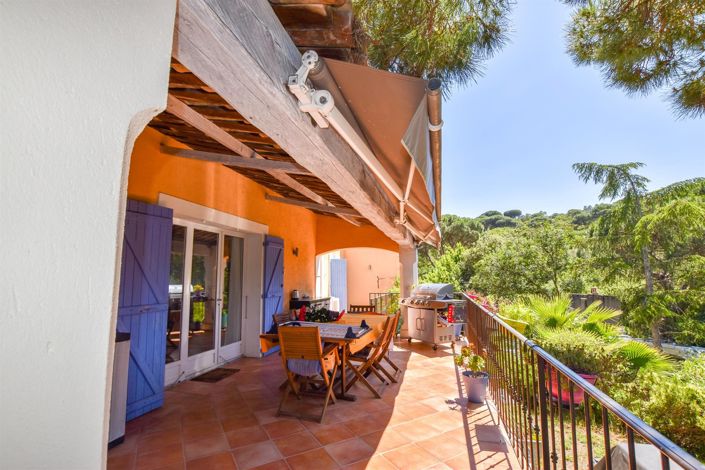 Image No.6-4 Bed House for sale