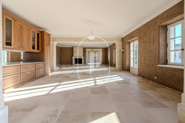 Image No.5-7 Bed House for sale