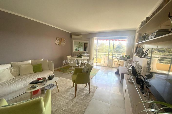 Image No.4-Appartement de 2 chambres à vendre à Saint-Raphael
