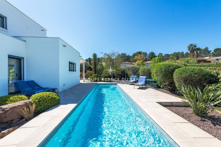Image No.15-4 Bed House for sale