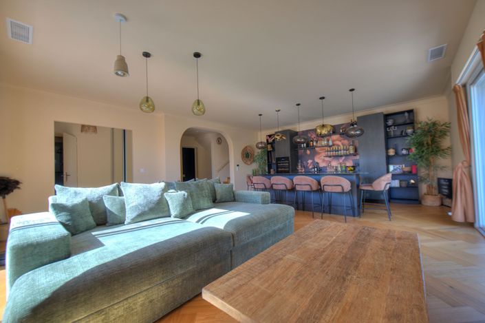 Image No.4-4 Bed House for sale
