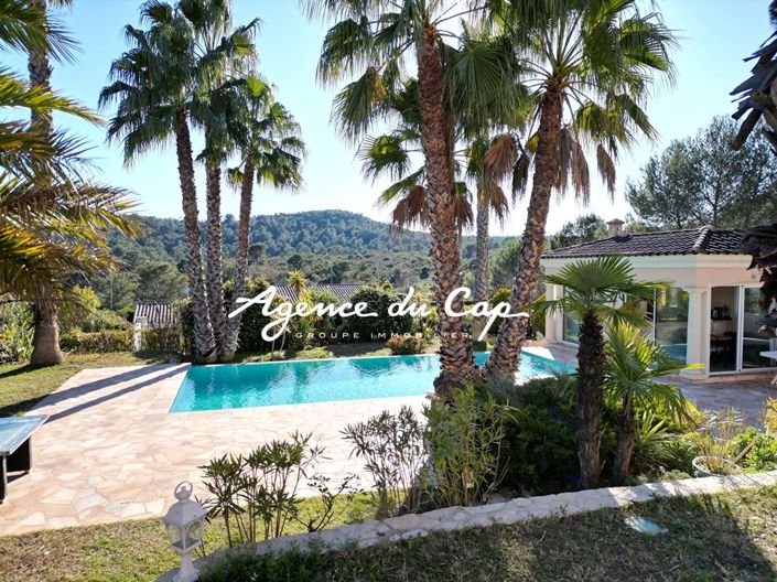 Image No.8-4 Bed House for sale