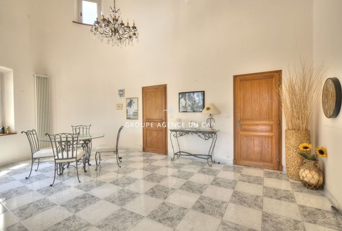 Image No.11-4 Bed House for sale