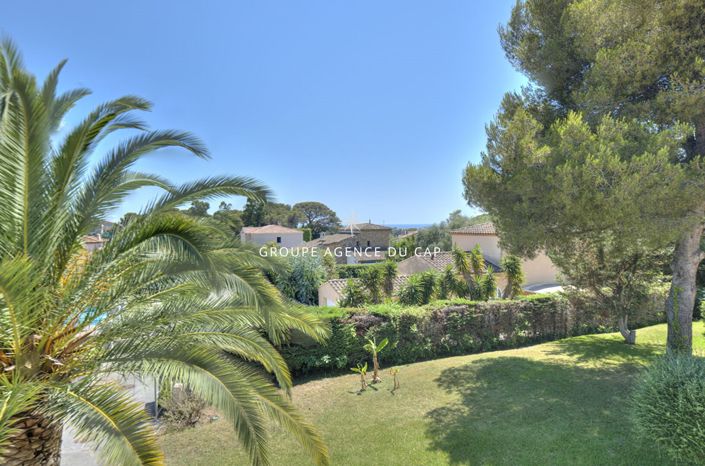Image No.5-4 Bed House for sale