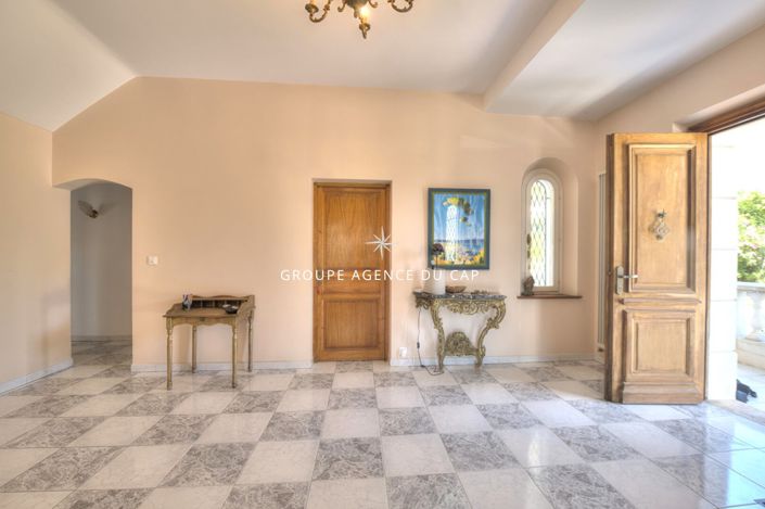 Image No.7-4 Bed House for sale