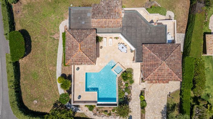 Image No.2-4 Bed House for sale