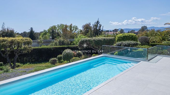 Image No.6-3 Bed House for sale