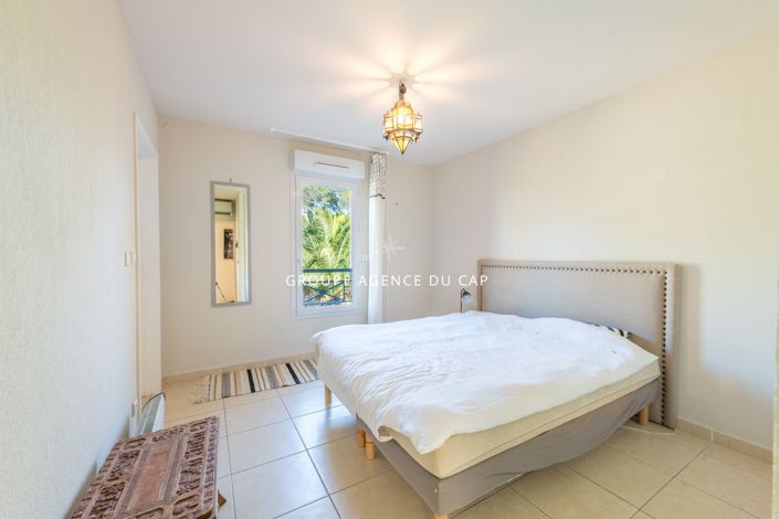 Image No.10-4 Bed Apartment for sale