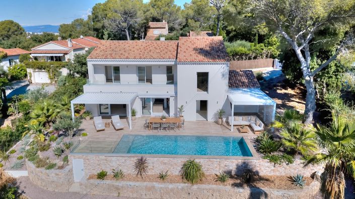 Image No.16-4 Bed House for sale