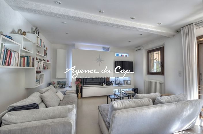 Image No.11-4 Bed House for sale