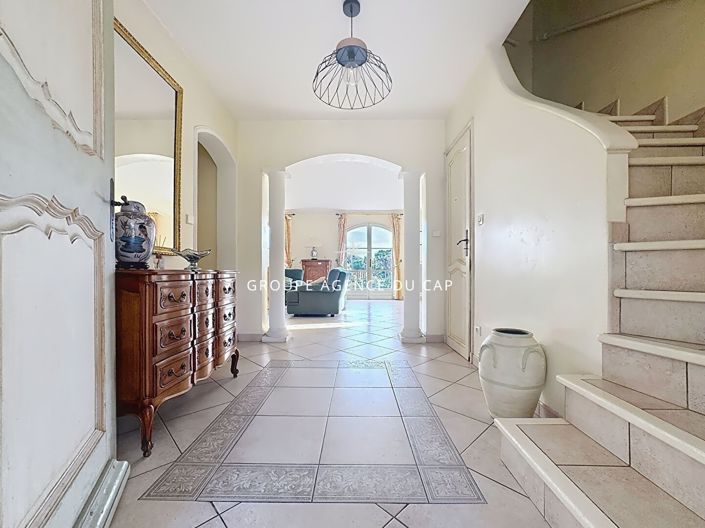 Image No.4-4 Bed House for sale