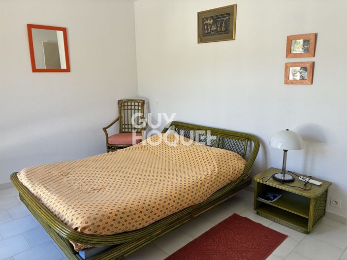 Image No.18-5 Bed House for sale