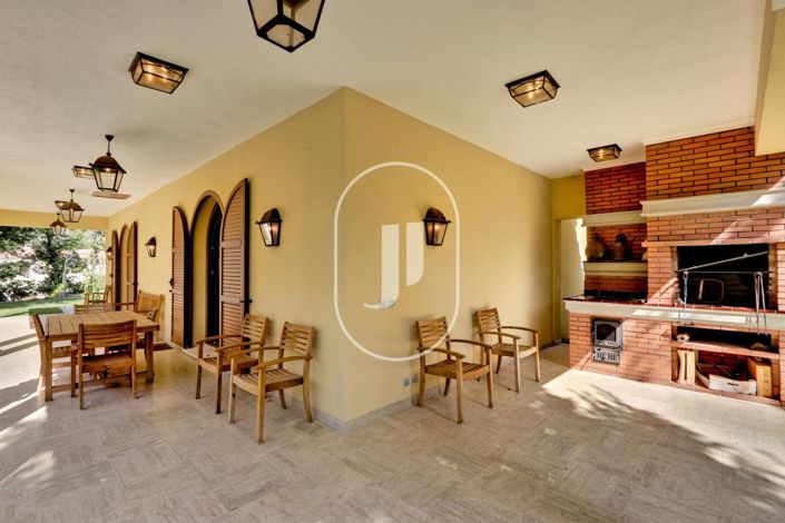Image No.9-11 Bed House for sale