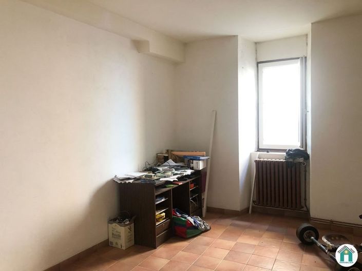 Image No.10-4 Bed House for sale