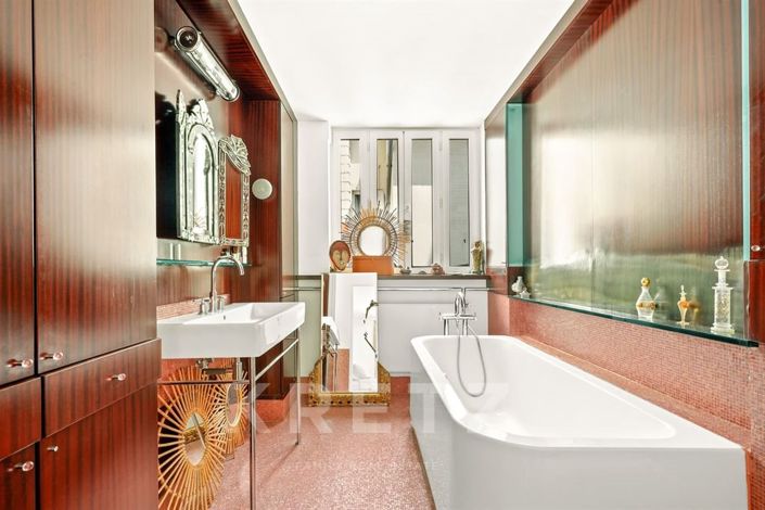 Image No.15-5 Bed House for sale