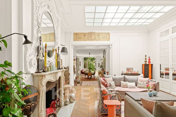 Image No.4-5 Bed House for sale