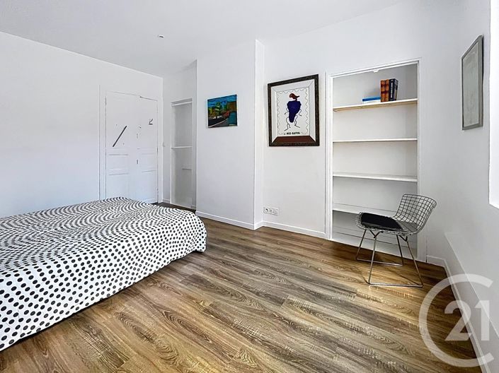 Image No.12-4 Bed Apartment for sale