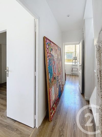 Image No.27-4 Bed Apartment for sale