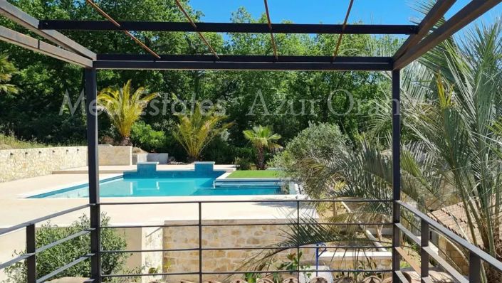 Image No.8-3 Bed House for sale