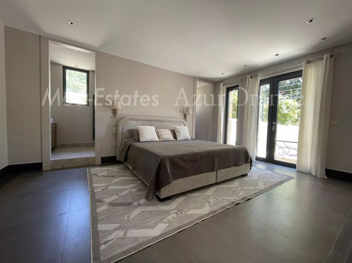 Image No.10-4 Bed House for sale