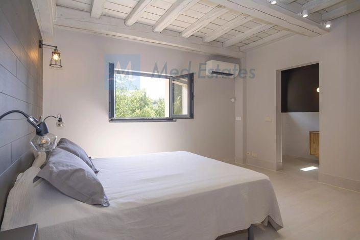 Image No.13-4 Bed House for sale