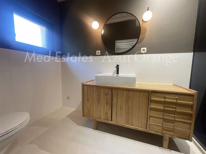 Image No.23-4 Bed House for sale