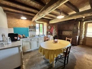 Image No.17-5 Bed House for sale