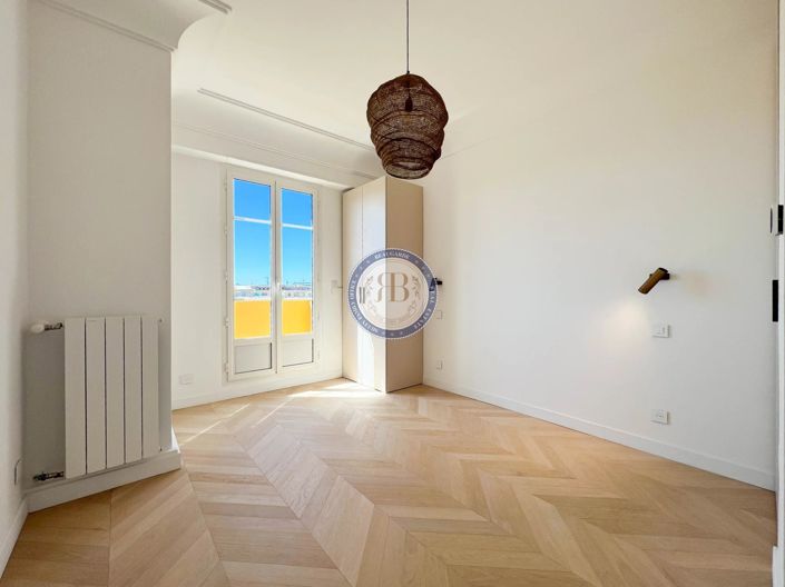 Image No.16-Apartment for sale